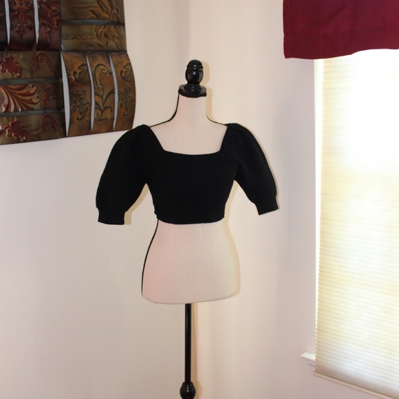 Urban Outfitters,Y2k Bernadette puff sleeve cropped sweater - Picture 2 of 12
